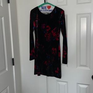 Marciano long sleeve velvet dress- small